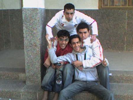 moi et adnane et nabil et mostapha